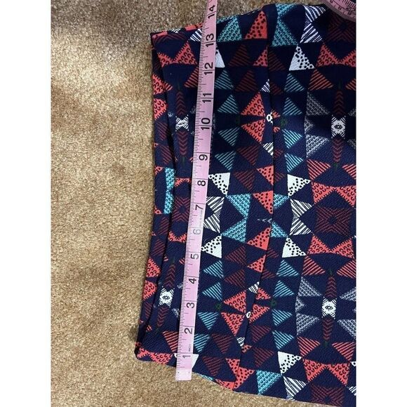 Lularoe Cassie Pencil Skirt Colorful Triangle Print Stretchy Sz XS - Picture 6 of 6